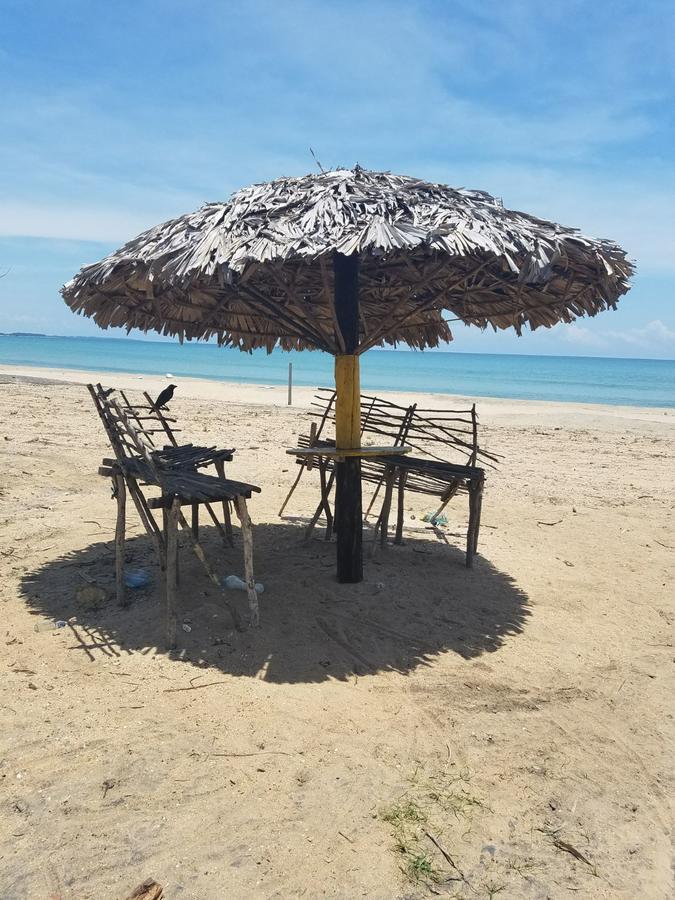 Luna Beach Hotel Nilaveli Luaran gambar