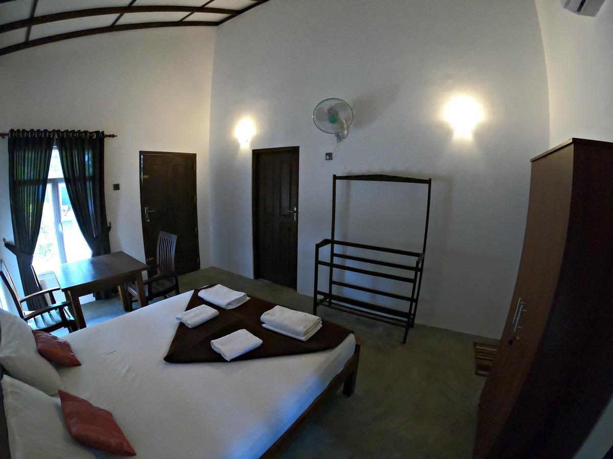 Luna Beach Hotel Nilaveli Luaran gambar