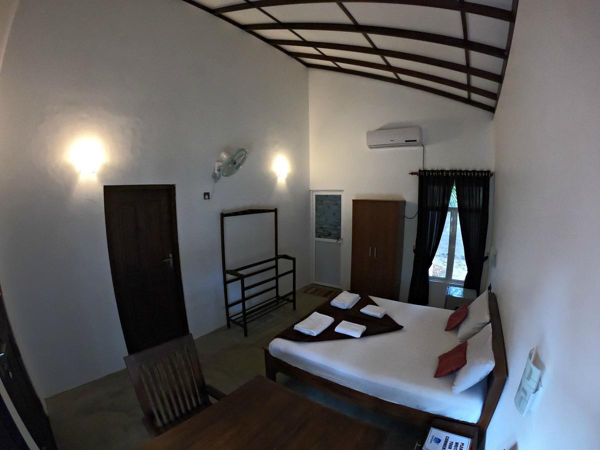 Luna Beach Hotel Nilaveli Luaran gambar