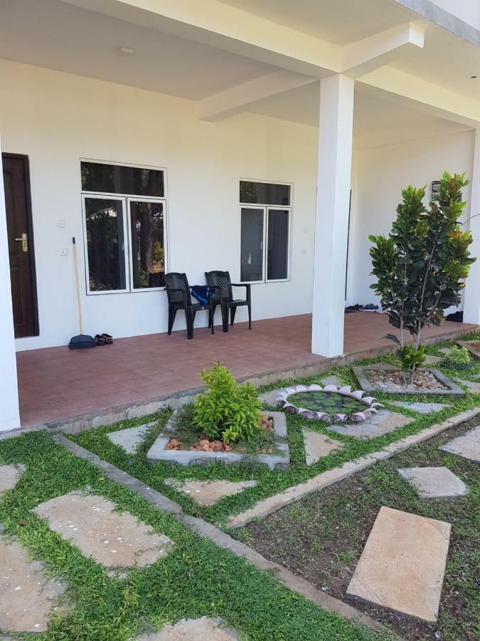 Luna Beach Hotel Nilaveli Luaran gambar